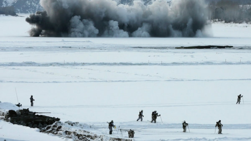 Руската Арктическа мотострелкова бригада за първи път участва в проверка