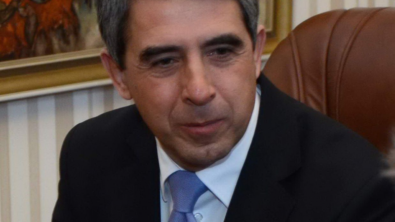 Плевнелиев прави важно обръщение към парламента
