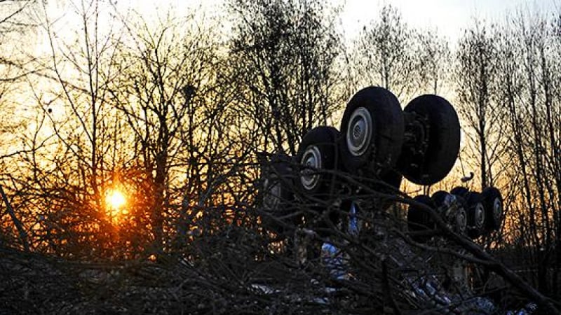 Полша обвини руски авиодиспечери за катастрофата с Лех Качински