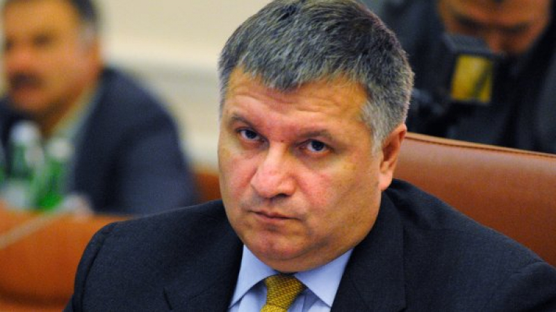 Украински министър съжали, че не са трепали наред в Донецк и Луганск