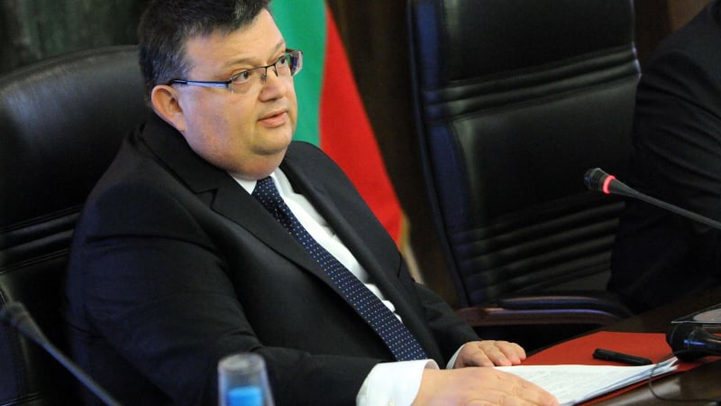 Главният прокурор Цацаров с важно писмо до парламентарни комисии