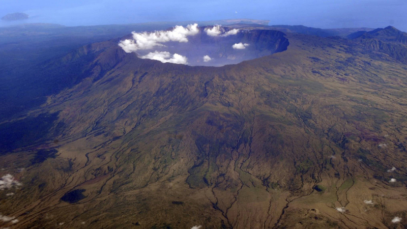 5 април: Преди 200 г. започва да изригва Тамбора - най-големият вулкан в историята 