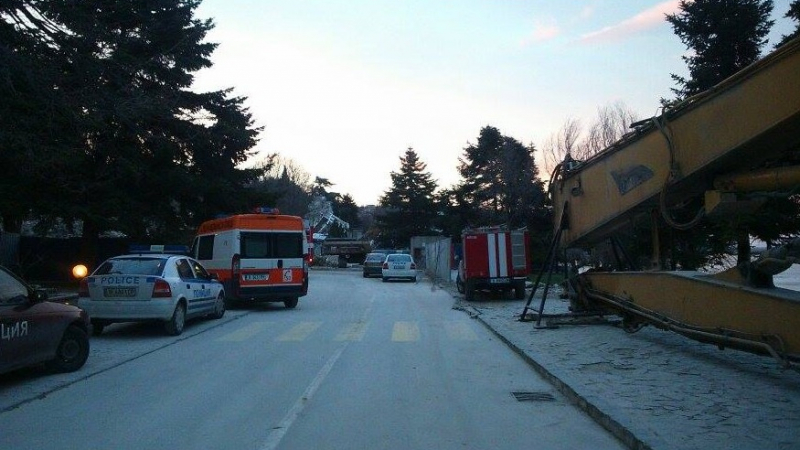 Срути се хотел край Варна, има загинал