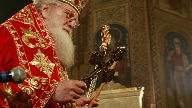 Започна Опело Христово с патриарх Неофит
