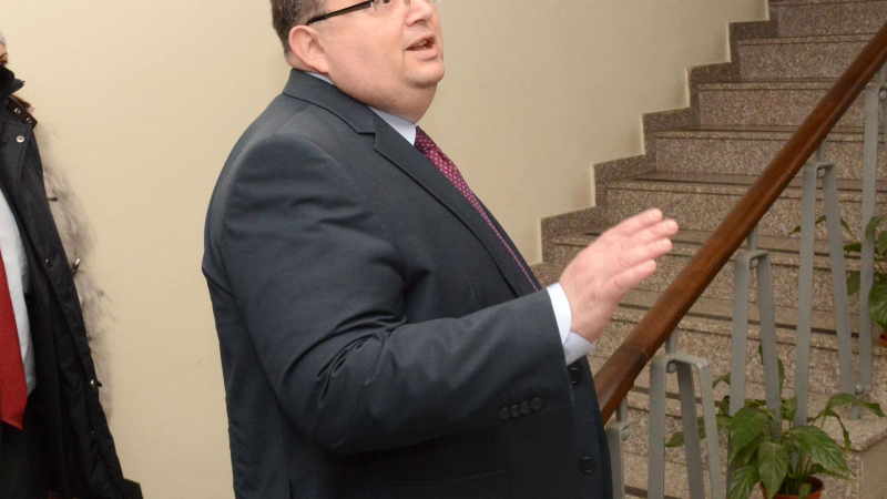 Цацаров атакува в КС разпоредба в Бюджет 2015 