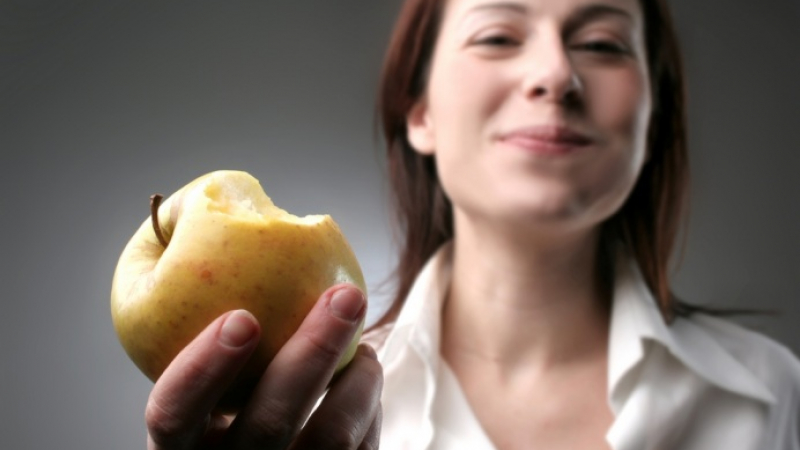 Учени разбиха мита за ползата от ябълките