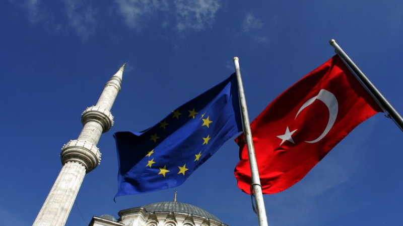 Анкара: Резолюцията на ЕП за арменския геноцид ще влоши отношенията с ЕС 
