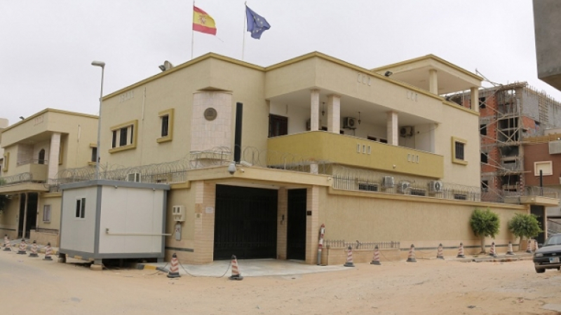 Взривиха испанското посолство в Либия