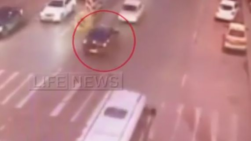 Пияна военна прокурорка предизвика автомеле в Москва (ВИДЕО)