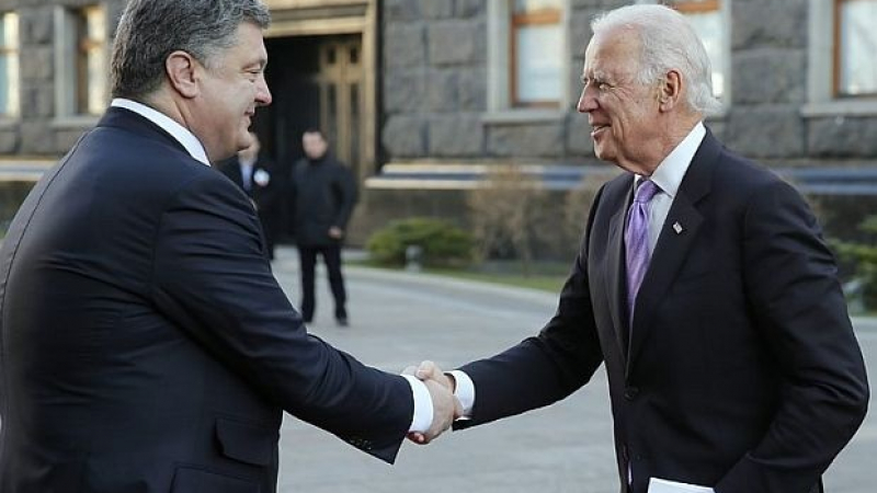 Байдън и Порошенко призоваха Русия да спазва Минските споразумения