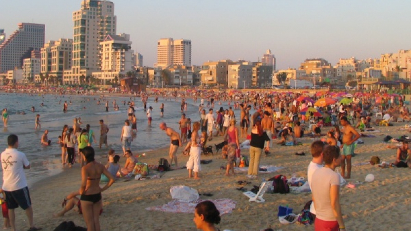 За любителите на морето: В Израел откриха плажовете