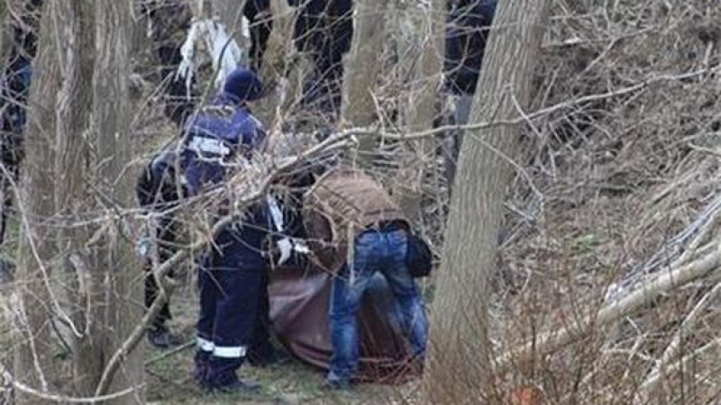 Само в БЛИЦ: Намерената мъртва жена край Попово е баба Цана, била цялата потрошена!