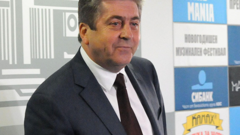 Първанов преизбран за лидер с гласуване като при Тато