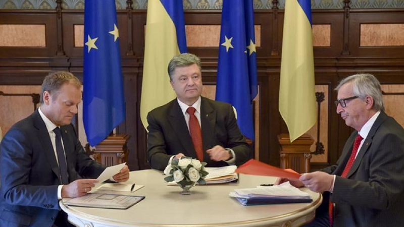 DWN: Сътрудничеството на Украйна и ЕС се развива по абсурден сценарий  