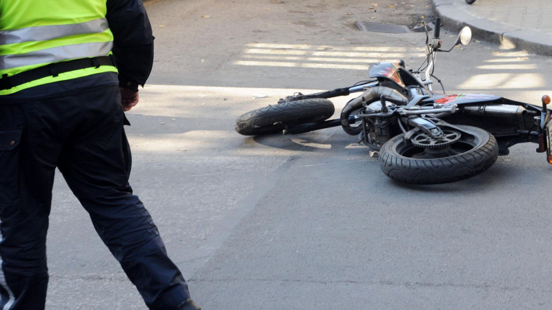 Четирима мотористи се помляха в Пловдивско 