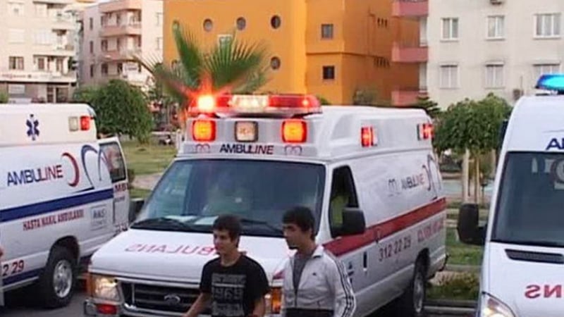 40 души се натровиха от токсичен газ в турския курорт Анталия