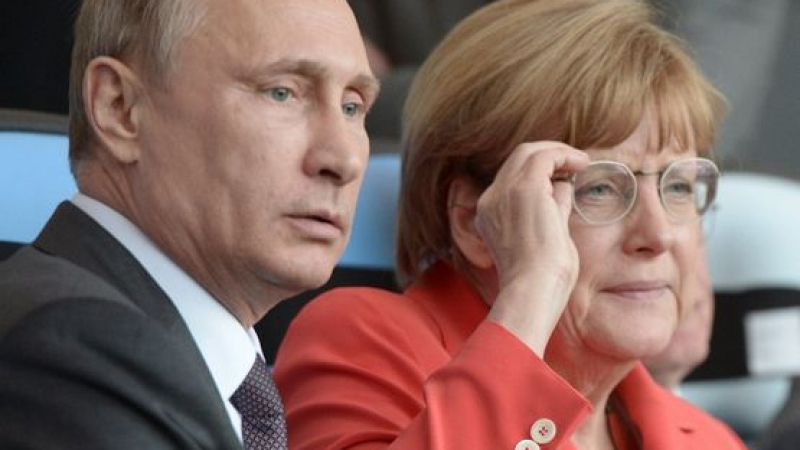 Ангела Меркел и Владимир Путин ще търсят решение на украинската криза