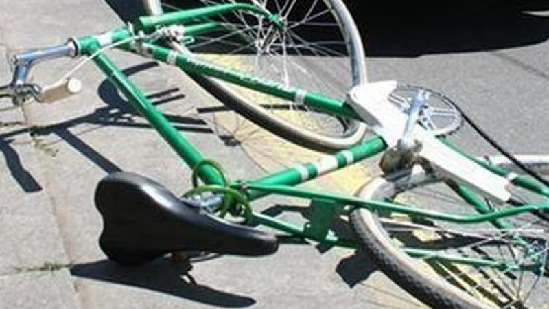 Цигани пребиха холандец на колело