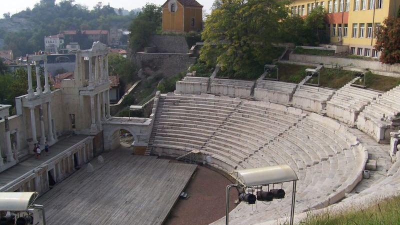 След близо 20 века Античният театър доживя и чалга концерт