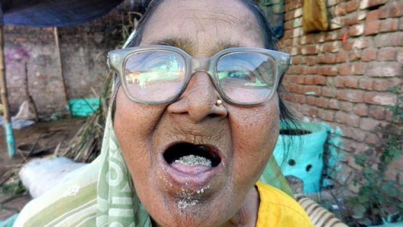 Жена на 92-години яде по кило пясък на ден за здраве (СНИМКИ/ВИДЕО)
