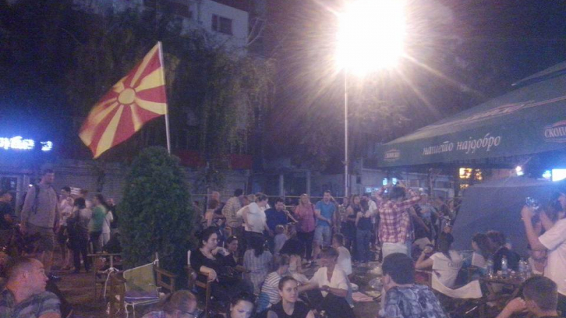 Полиция загради лагера на опозицията в Скопие (ВИДЕО)