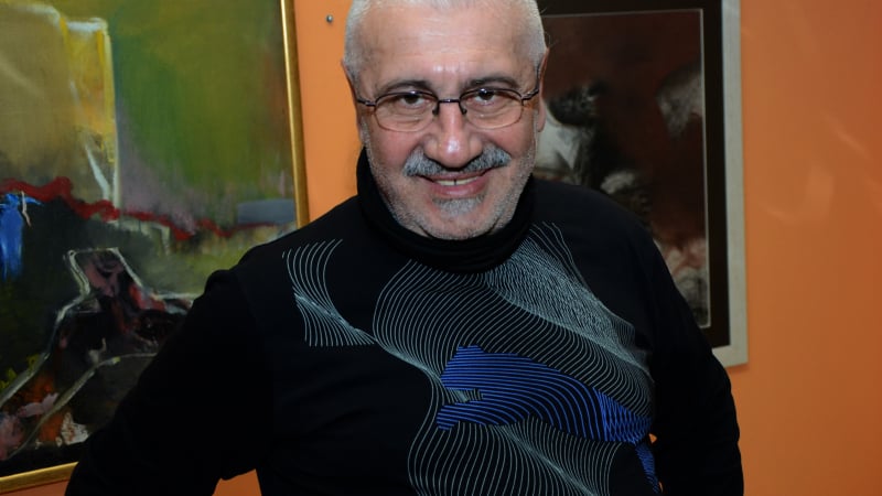 Писателят Ерам Минасян на 64 г.: Искам да бъда винаги в полет - като птиците!