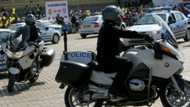 Полицията отново ще ескортира абитуриентите в София