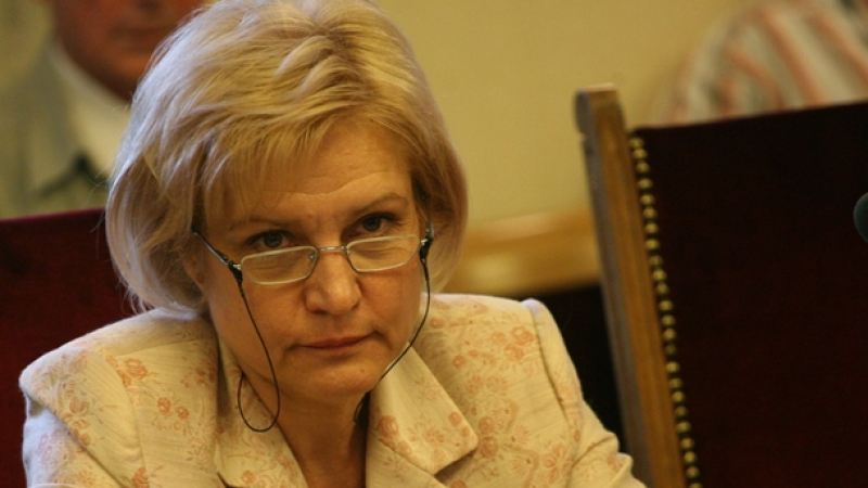 Менда Стоянова: Търсим максимална подкрепа за нов гуверньор
