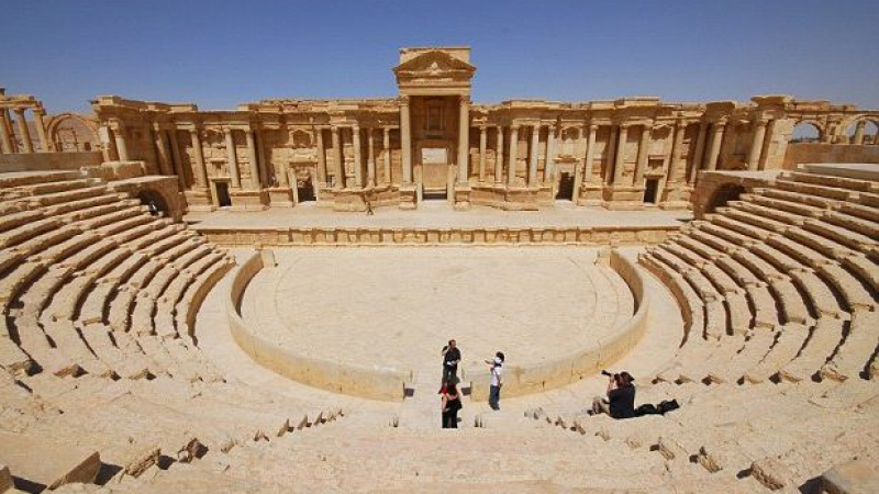 „Ислямска държава” екзекутира 20 души в античния театър в Палмира 