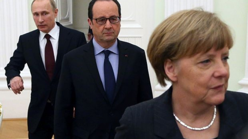 Меркел, Путин и Оланд спешно обсъдиха Украйна 