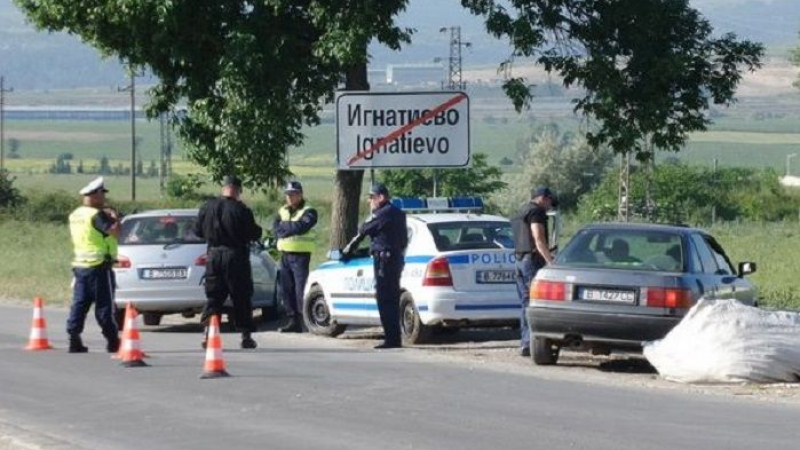 Започна се! Щракнаха белезници на няколко джебчийки в Игнатиево (ВИДЕО)