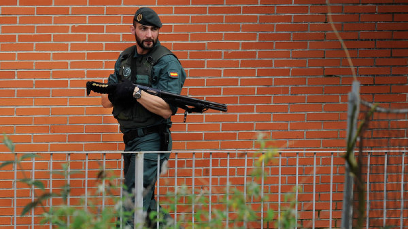 Извънредно! Испания разби българска престъпна група