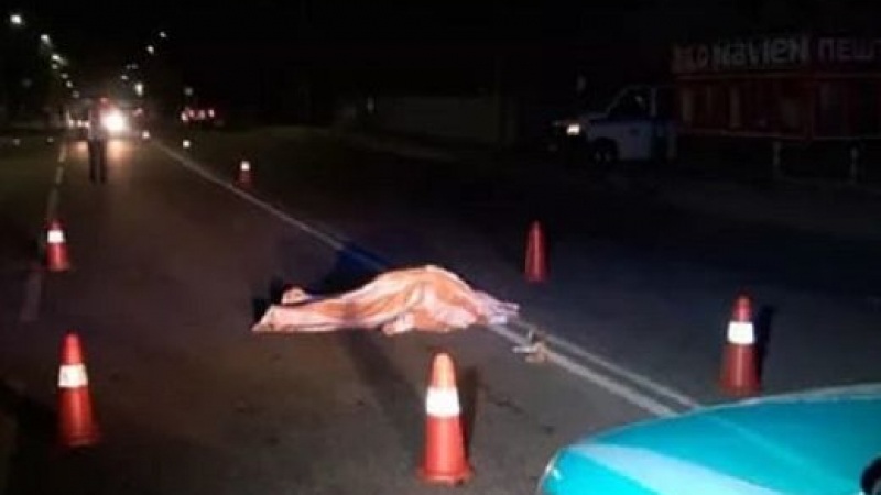 Шофьор уби лежащ на пътя мъж 