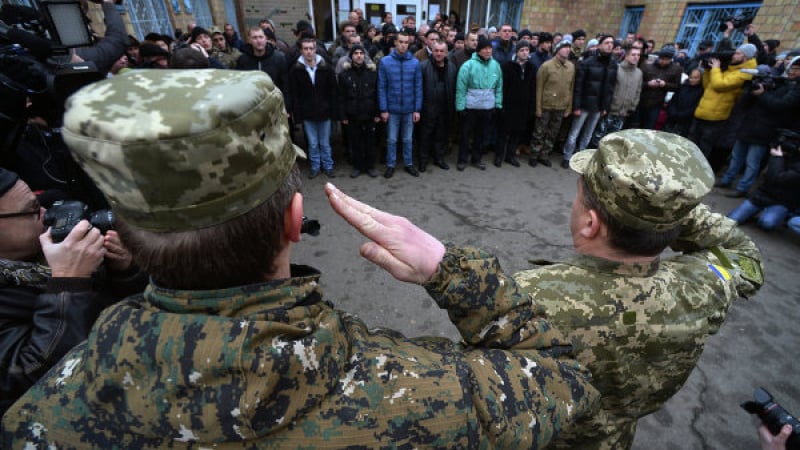 Welt: Тотална мобилизация - ВСУ привикват украинците, които живеят в чужбина