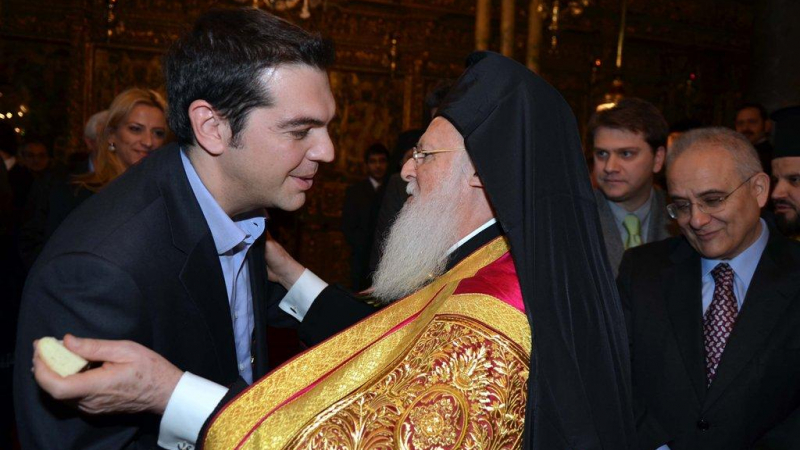 Гърците настръхнаха срещу православния си лидер