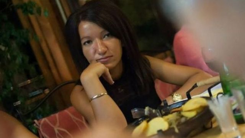 Луд краде 4 пъти надгробния кръст на убитата общинарка Татяна Стоянова