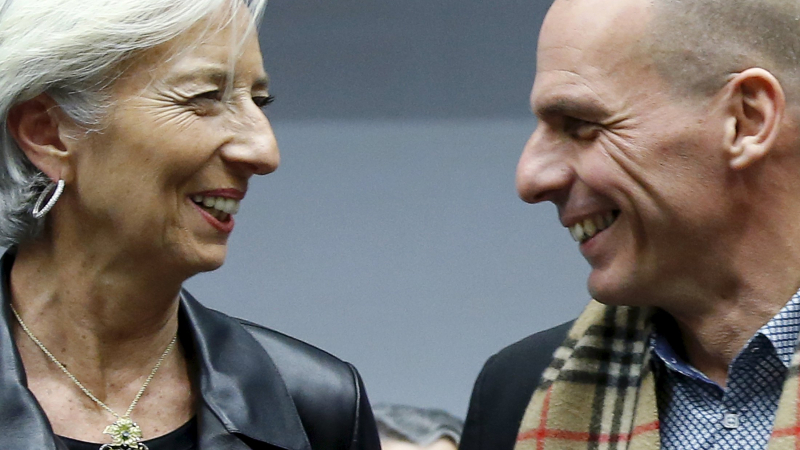 МВФ чака Гърция да помоли за помощ
