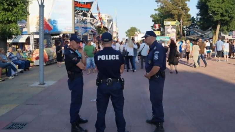 Полицейски акции обърнаха хастара на Слънчев бряг