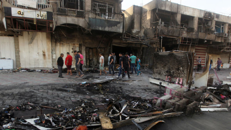 Кола-бомба избухна в Ирак, десетки са убити 