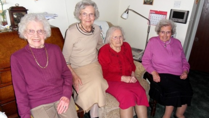 Българки от Оборище гонят рекорд на &quot;Гинес&quot; за най-възрастни сестри