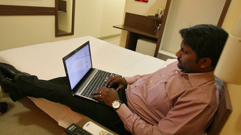 Блокираха 860 сайта за възрастни в Индия 