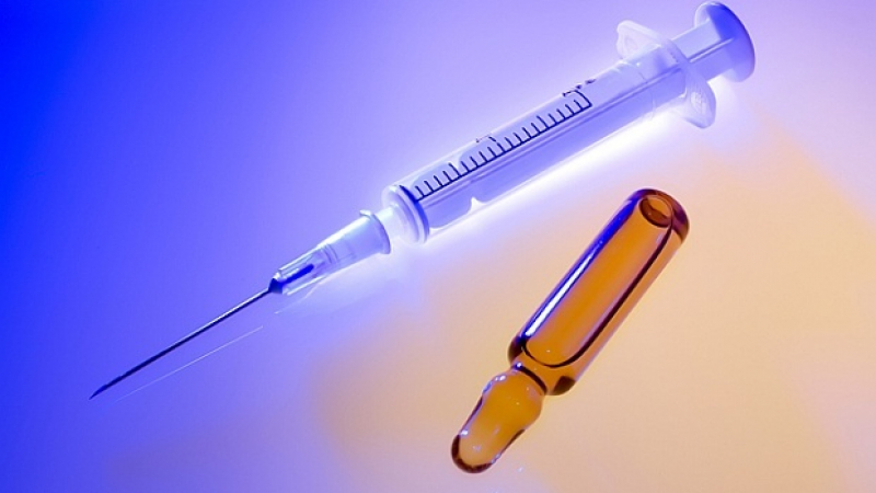 Москов ще размагьосва митовете за ваксините 