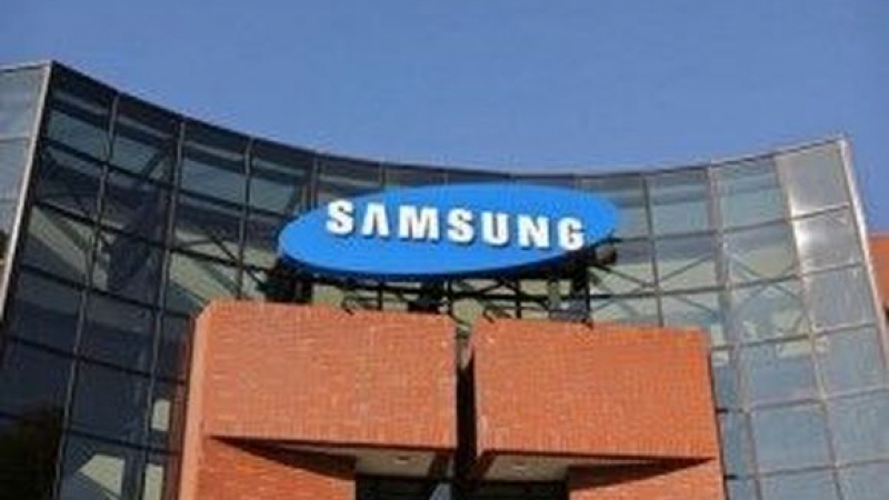 Русия спря продажбите на телефони Samsung