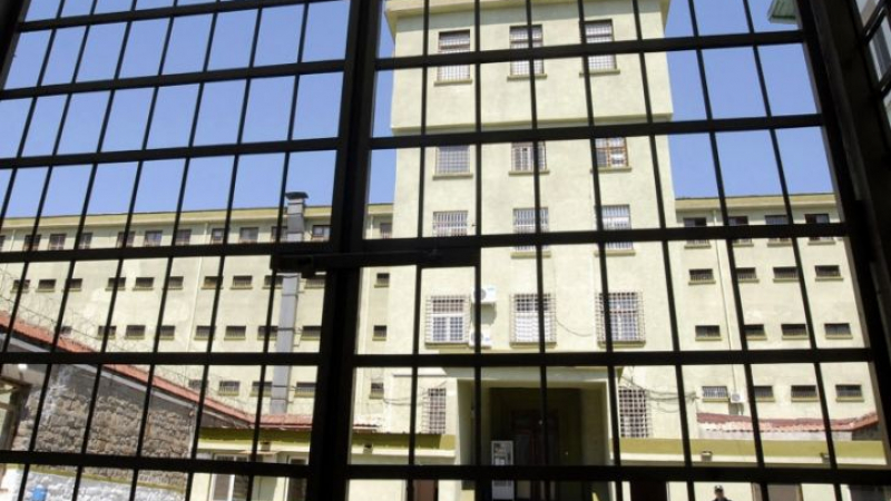Двама пандизчии духнаха от затвор в Бургаско