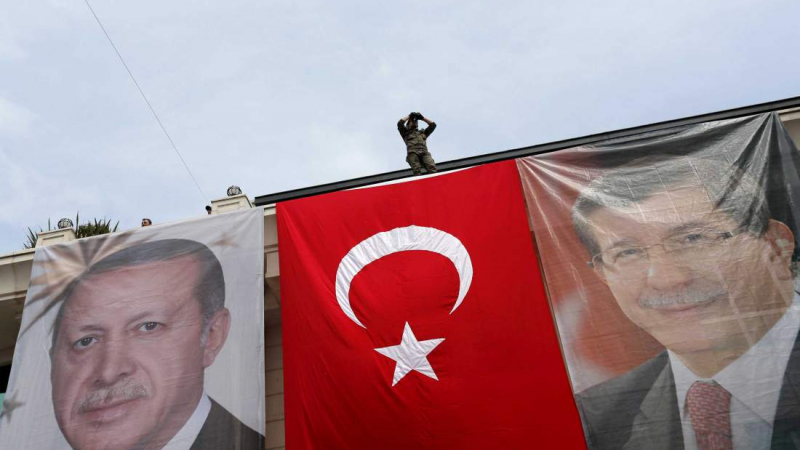 Турция върви към предсрочни избори