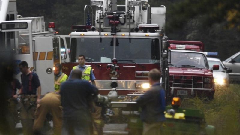 Самолет падна върху жп линия в предградие на Ню Йорк