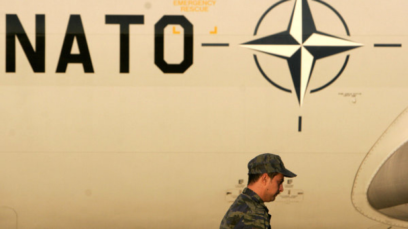 Столтенберг отива в Грузия да открие учебен център на НАТО      