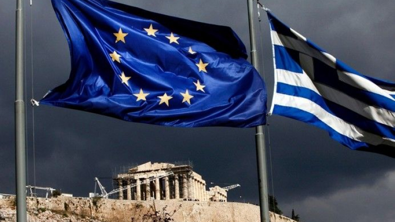 Дългът на Гърция скочи със 100 млн. евро