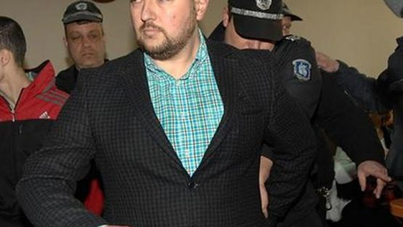 Освободеният срещу 30 бона гаранция Елдъров искал да прави цирк в съда