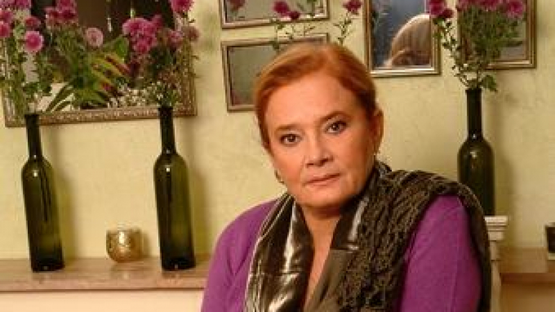 Виолета Гиндева се завръща в Народния след 20 години
